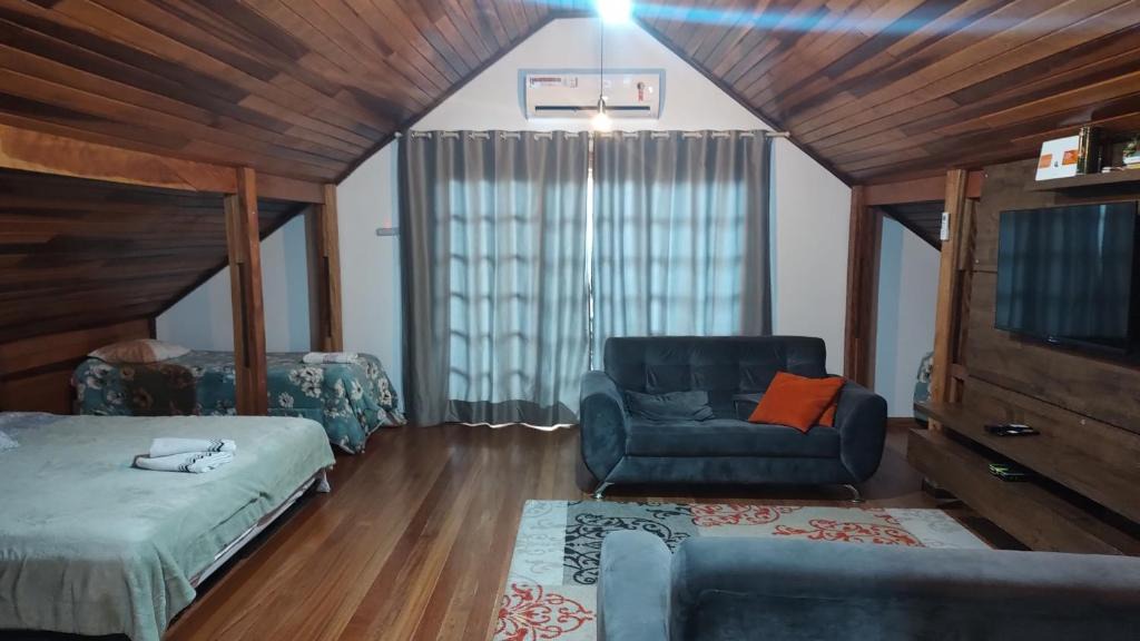Italia Apartment | Quarto Chalé aconchegante em Casa da Família Anton próximo ao aeroporto
