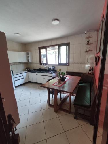 Cabecudas House | Quarto Felicidade Cabeçudas