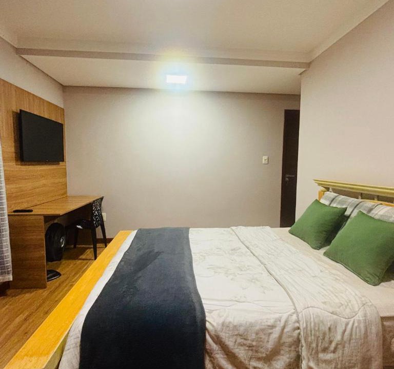 Conselheiro Lafaiete House | Quarto para locação em apartamento