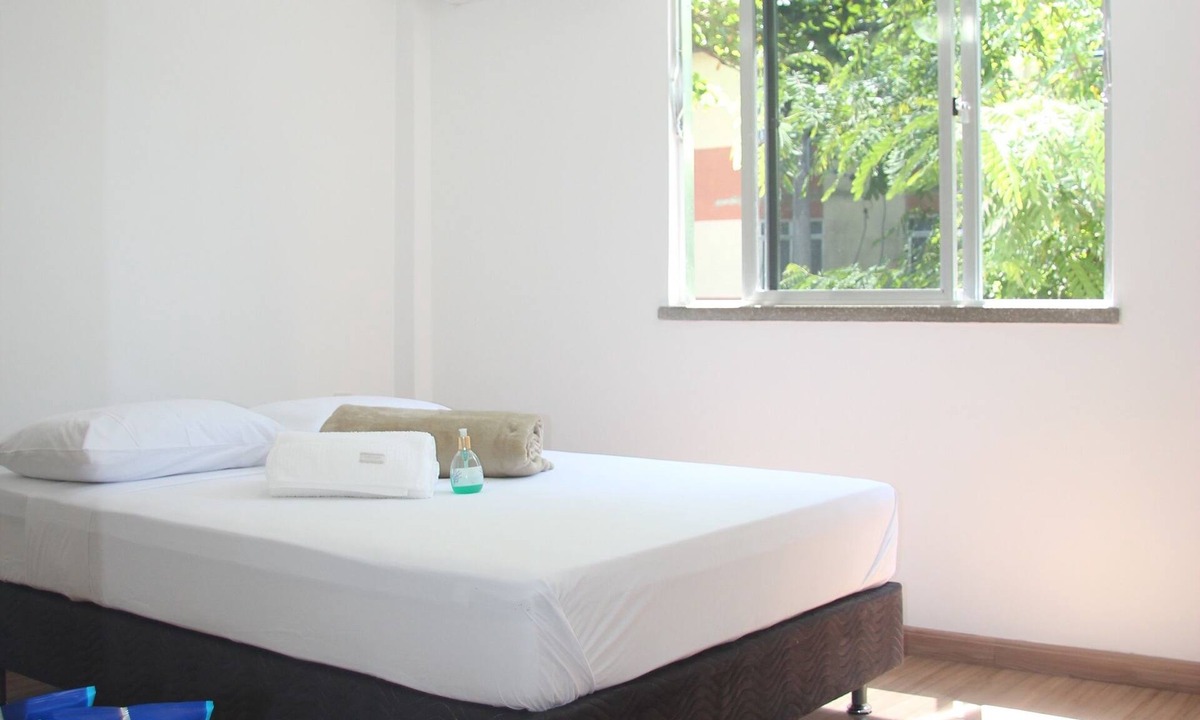 Portuguesa House | Quarto privativo em condomínio