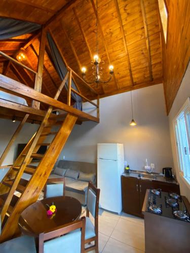 Mato Queimado Ski Chalet | Quintal da Serra - Chalé Completo
