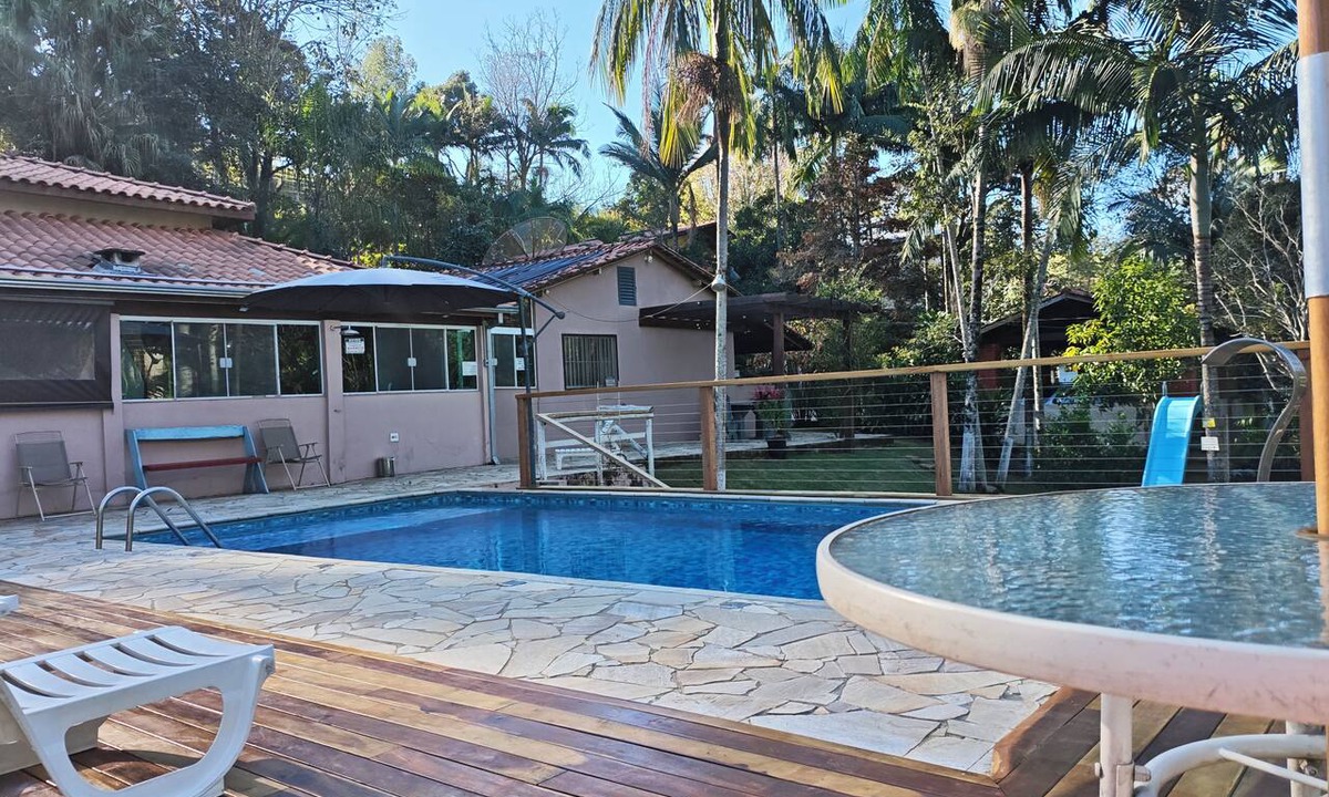 Socorro Cottage | RECANTO DO PÁSSAROS *with heated pool* warm all year round.
