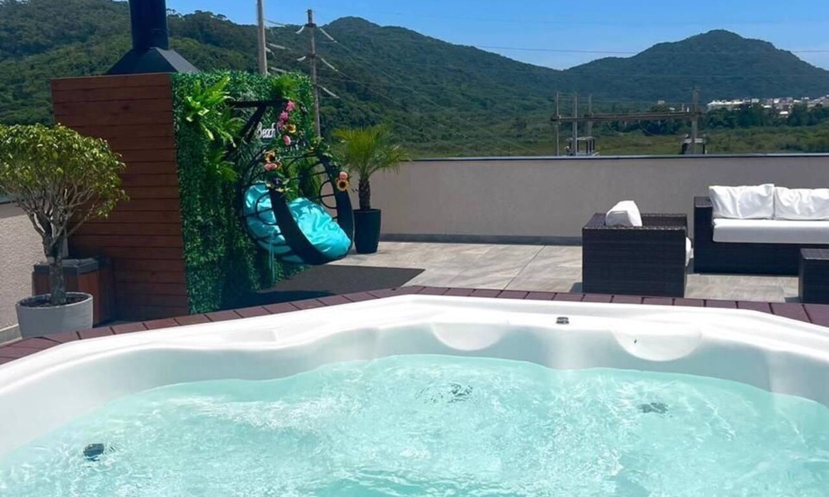Ingleses Centro Apartment | Residencial Beach Palace