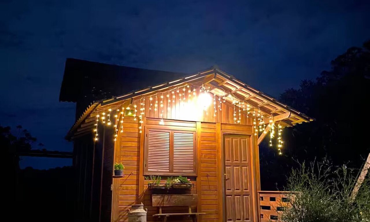 Marechal Floriano Cabin | Romantic Retreat with Hot Tub and Breakfast Basket