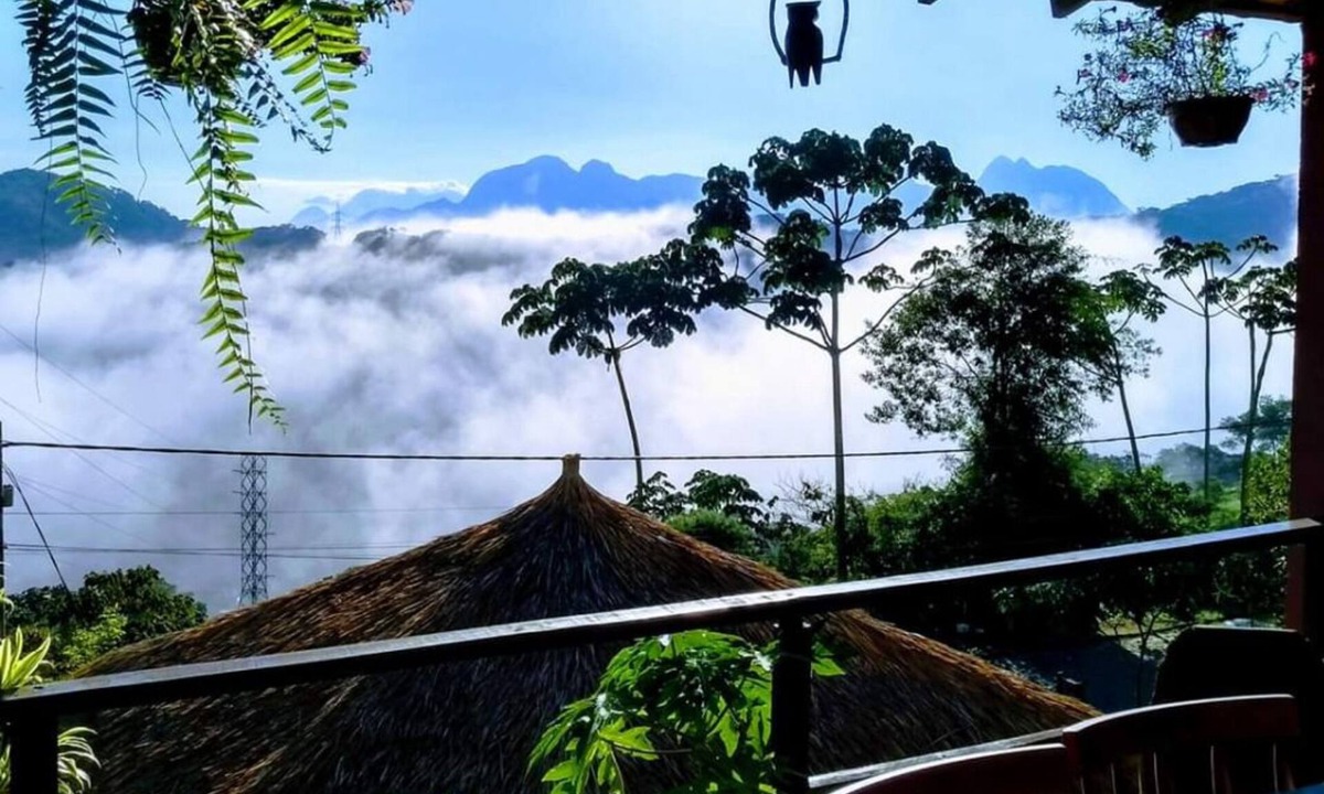 Teresopolis House | Rustic house with a breathtaking view of the Pedra da Mulher (Woman's Stone).
