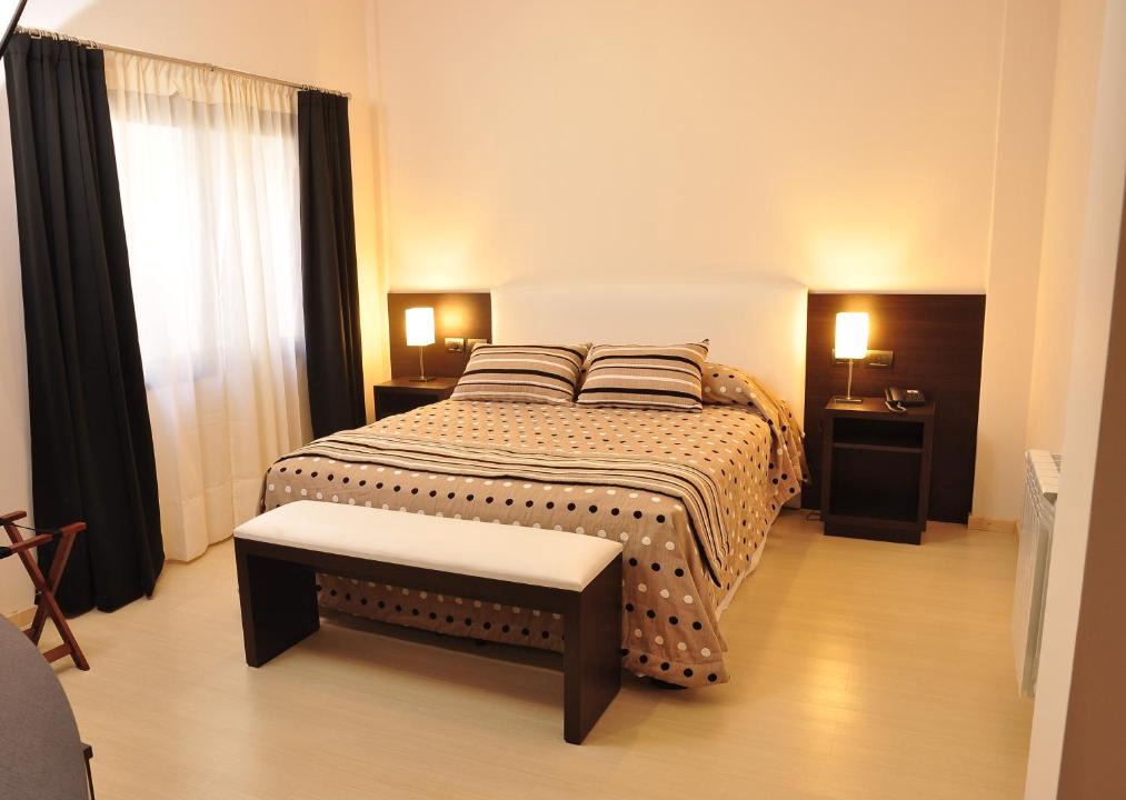 Villa Elisa Hotel | San Martin Plaza Hotel