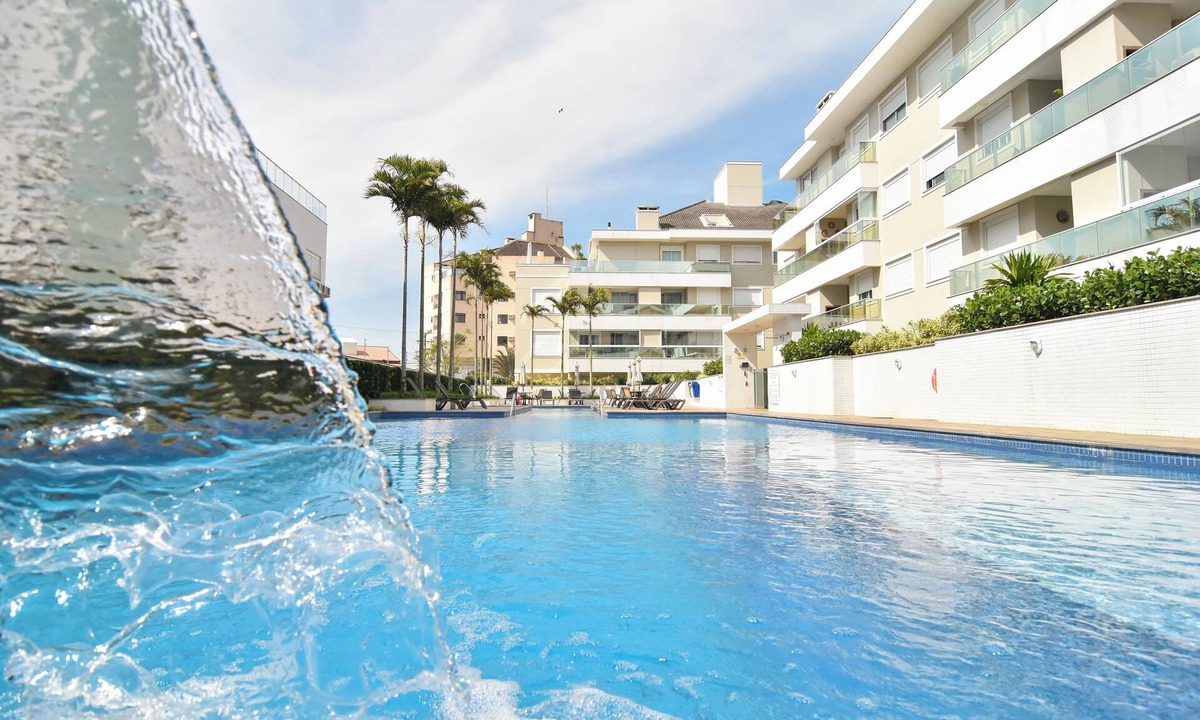 Ingleses Centro Apartment | Sete Mares: Ótima Estrutura ao lado da Praia P990