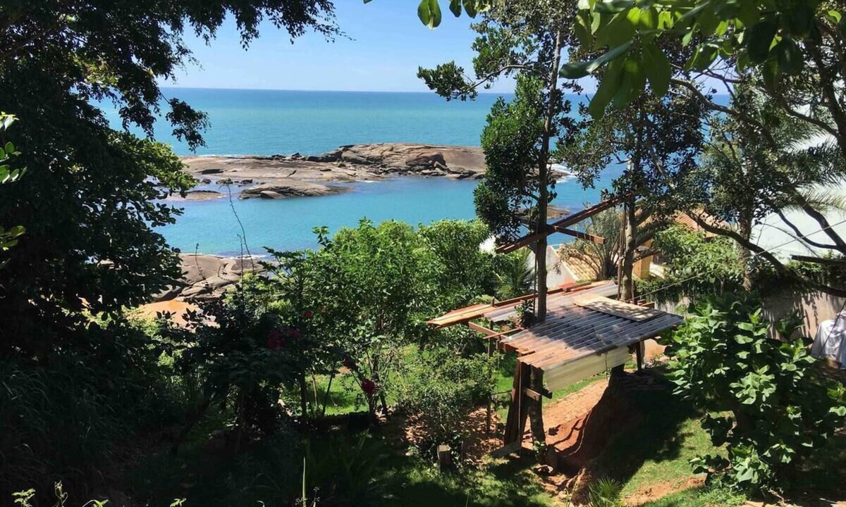Setiba RV Rental | Setiba/Guarapari Beach Bungalow "Tree House"