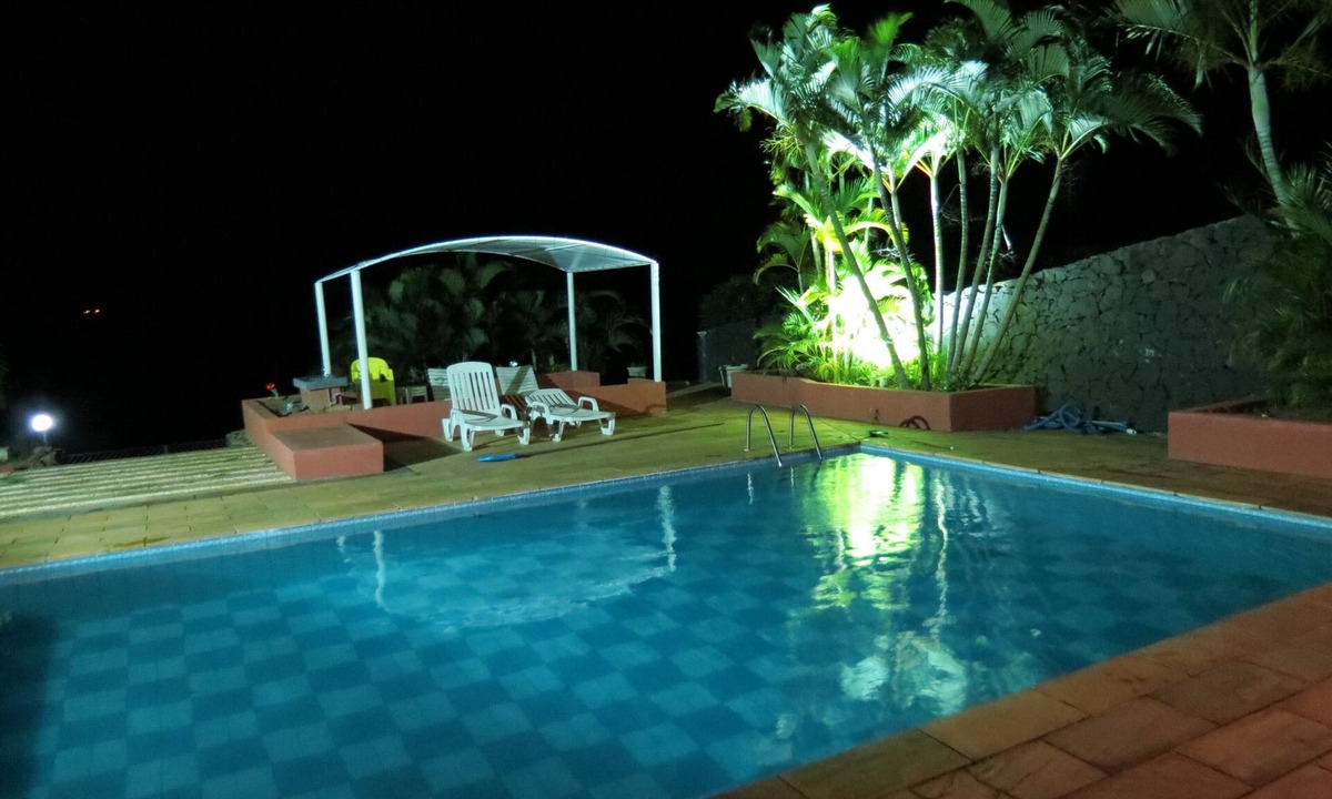 Avare House | Small farm in Avaré on the banks of the Jurumirim reservoir (right on the sand).
