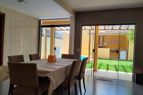 Sobrinho House | Sobrado Com Piscina proximo aeroporto