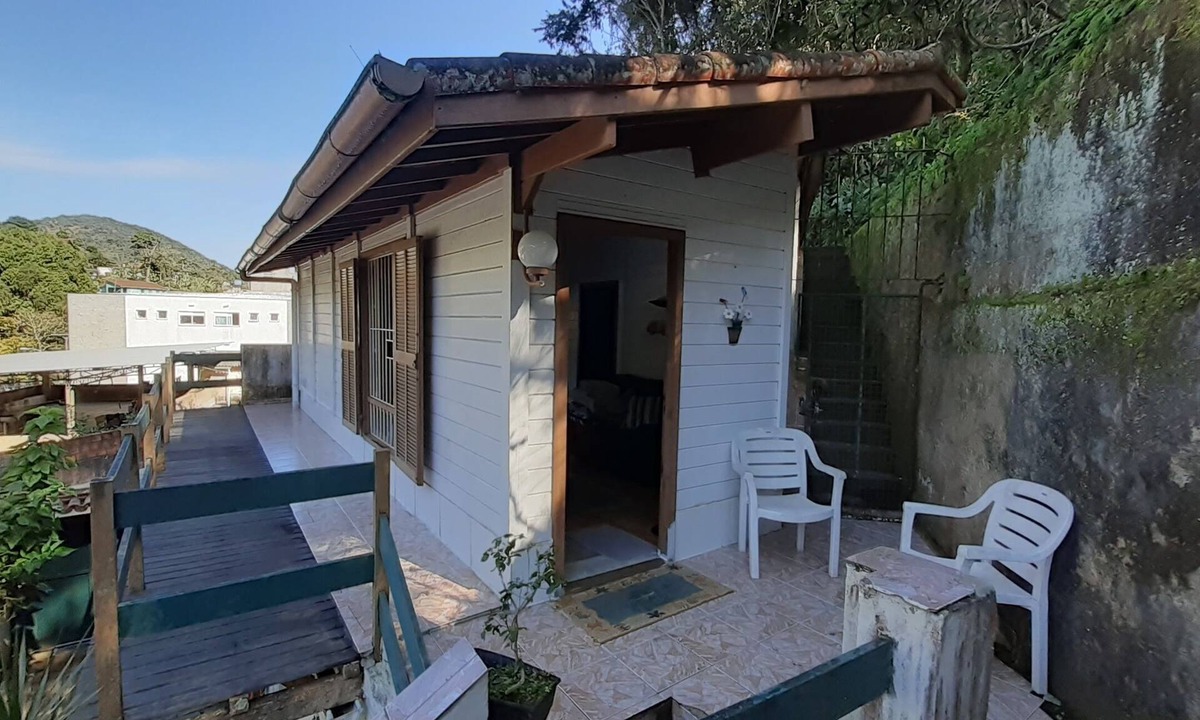 Quitandinha Ski Chalet | Soothing 1-bedroom chalet in tranquil Petrópolis getaway