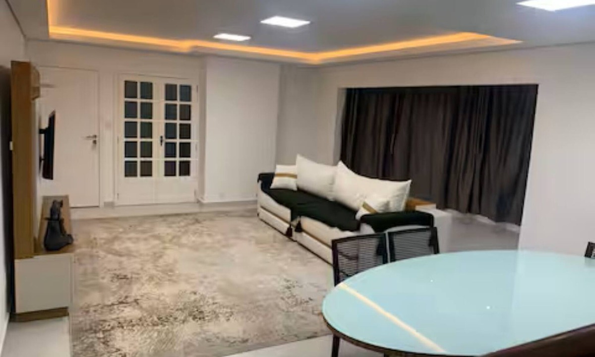 Centro Apartment | Spacious 4-bedroom apartment in terrific Balneário Camboriú with AC