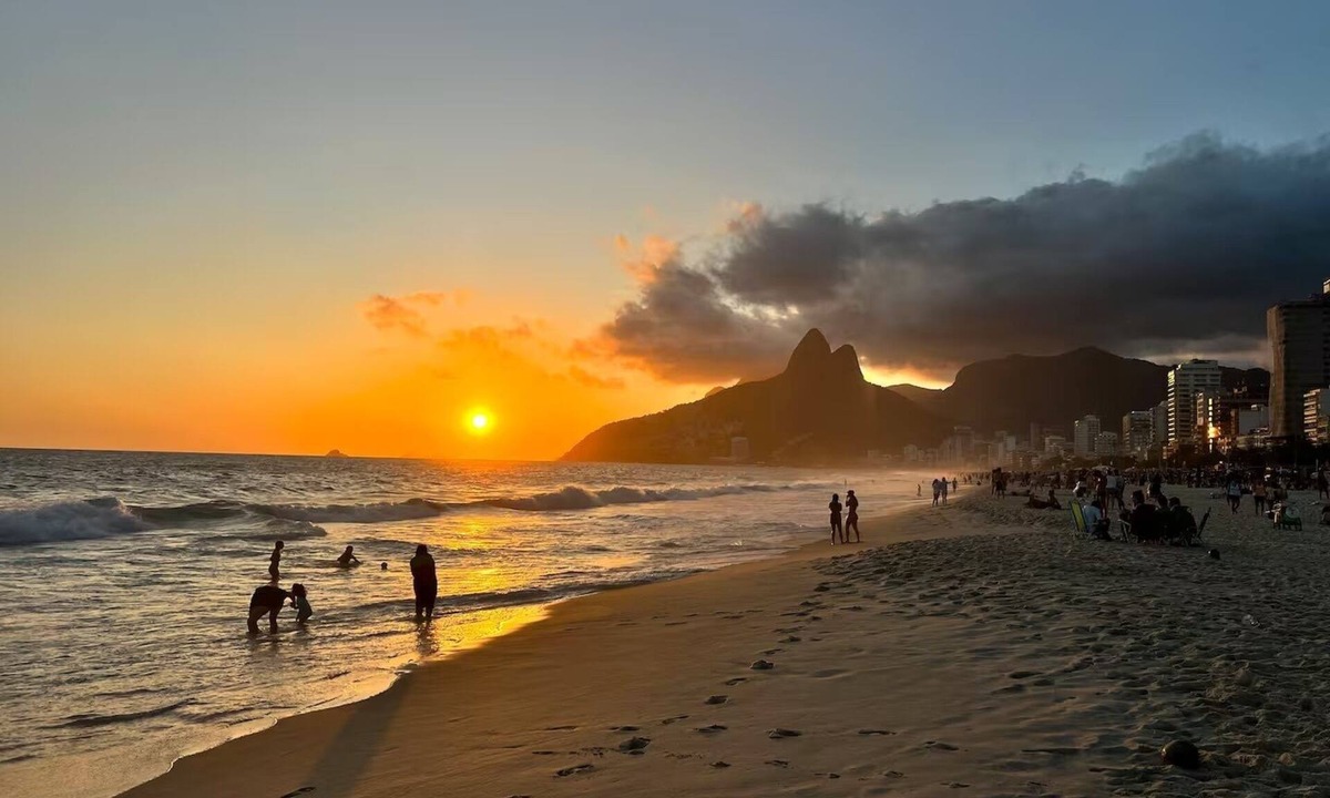 Ipanema Apartment | Spacious 5-bedroom apartment in Ipanema, Rio de Janeiro with AC