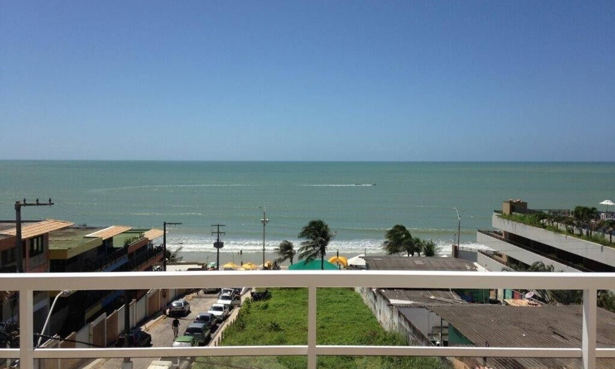 Ponta Negra Apartment | Spacious apartment in Ponta Negra, 30m from the beach, balcony, oceanfront view.