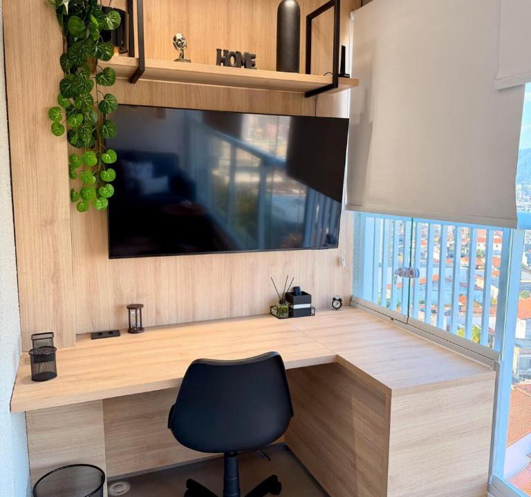 Centro Apartment | Studio 107 Home Com Varanda, Ar-condicionado e Netflix