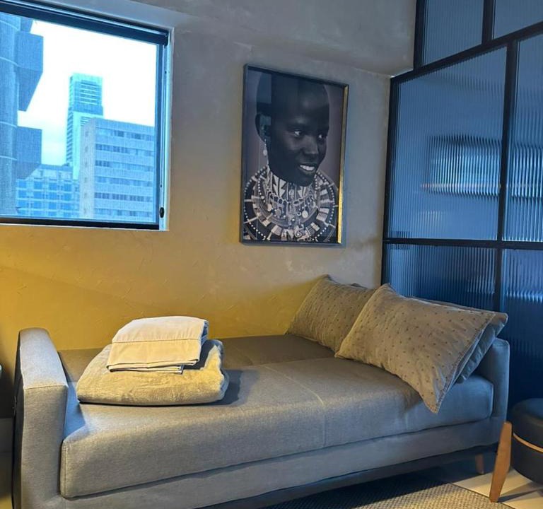 Civic Center Apartment | Studio 406 no Centro Cívico com Piscina Aquecida, Academia, Sauna e Garagem