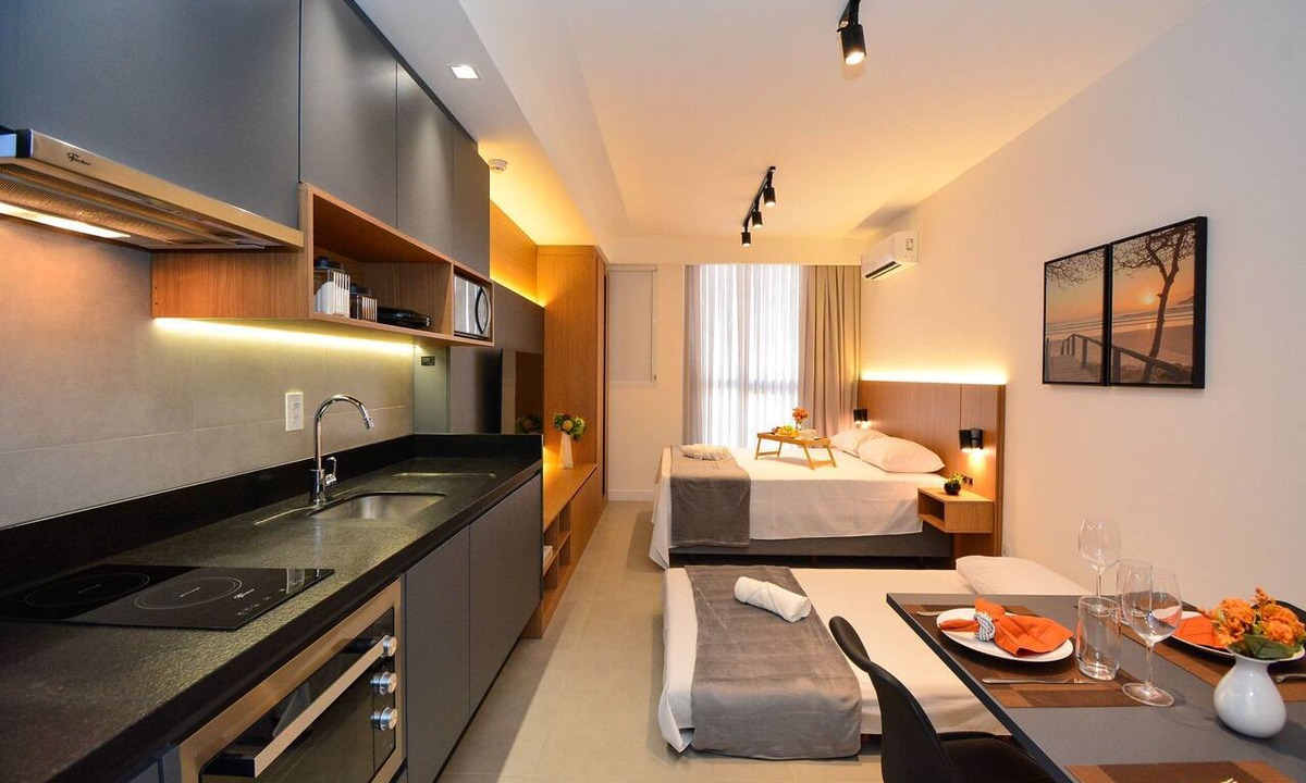 Trindade House | Studio em frente a UFSC e HU - 502A