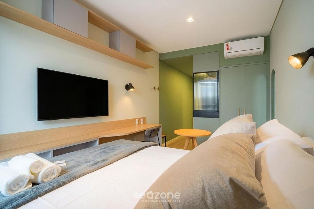 Trindade Apartment | Studio in Condo. w/City View & Wi-fi PTI0308