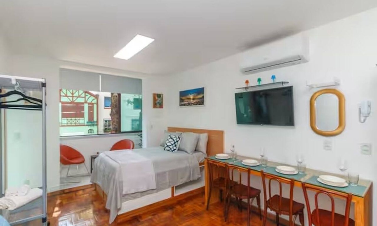 Ipanema Apartment | Studio in Ipanema Next to the Beach and Lagoon