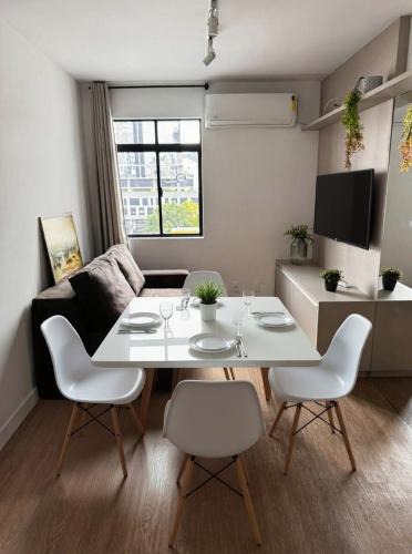 Centro Apartment | Super Central - Fácil acesso a tudo - TownHouse