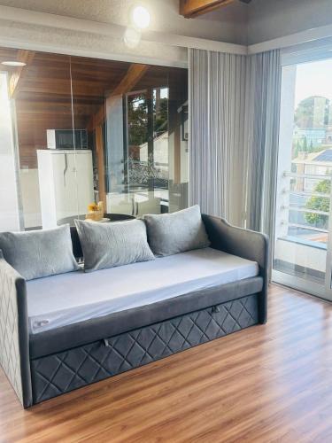 Campina do Siqueira Apartment | Terrace apartment 06