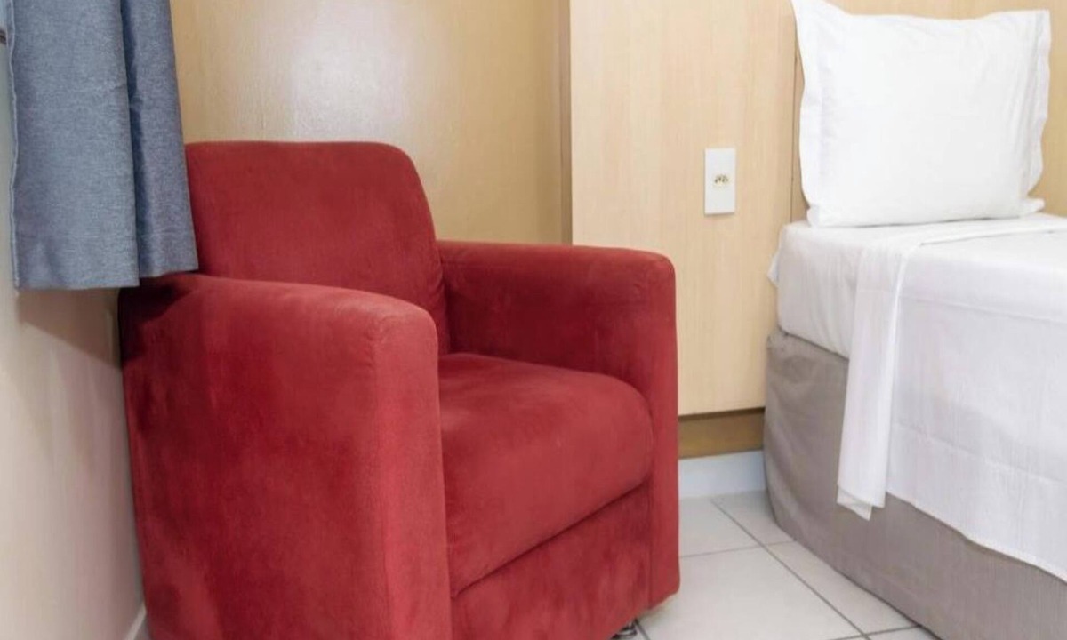 Maracangalha Hotel | Tranquil Stay w/Access to Outdoor Pool & Lake Access | Free Parking & Breakfast
