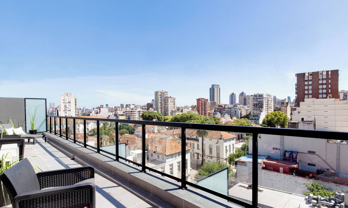 Recoleta Apartment | Ultra Luxurious 1 Bedroom Penthouse 1.5 Bathrooms & Balcony - 4 Seasons Mattress