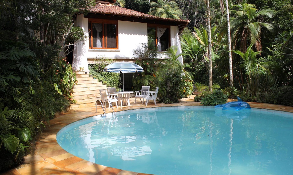 Petropolis House | Vacation home in Refugio Teresopolis, surrounded by forest, in an environmental protection area.
