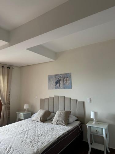Armacao House | Villa Hugo