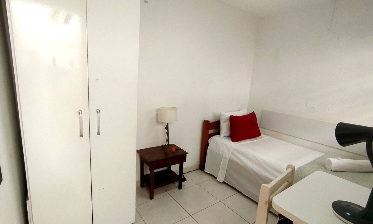 Campo Belo Apartment | Vintage House & Hostel CGH Room Independent Entrance