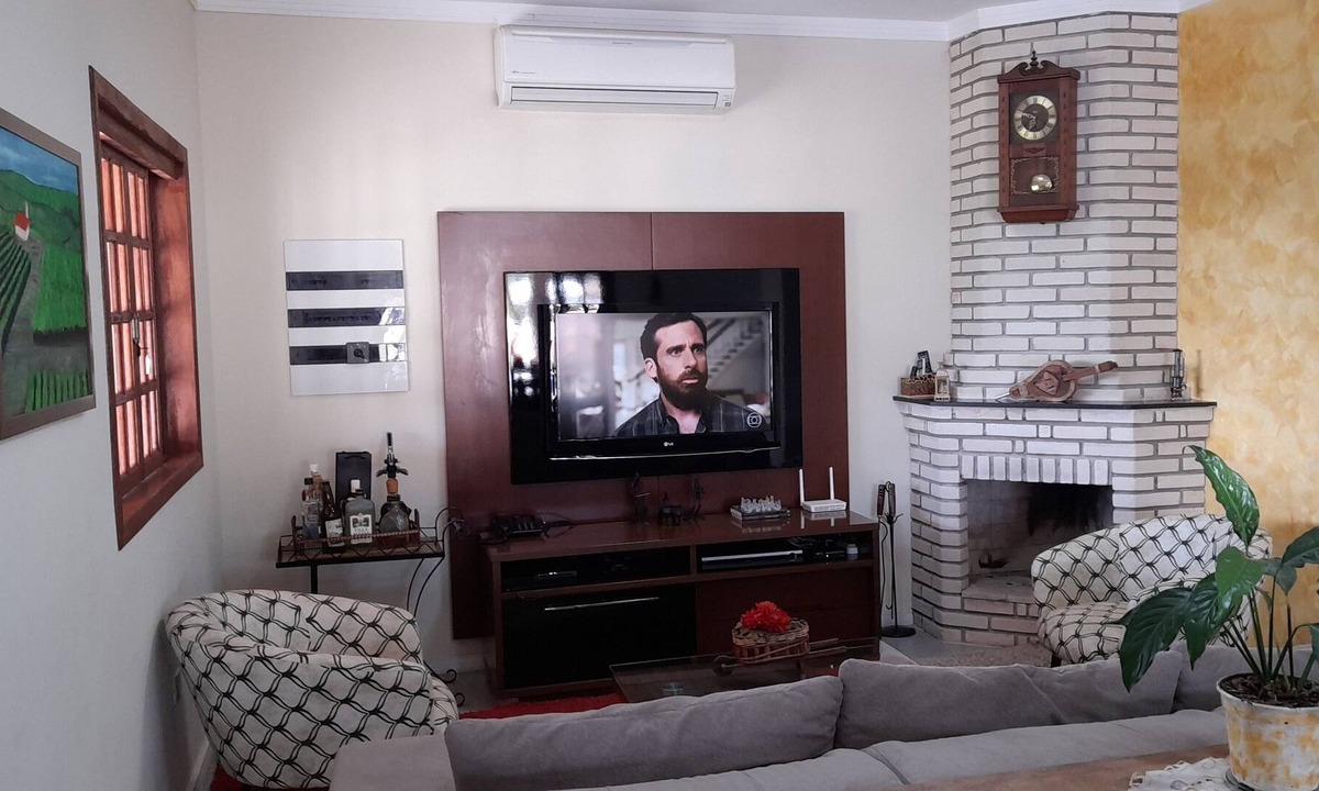 Salto de Pirapora House | Vrbo Property