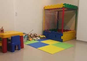 Apartamento em Meia Praia