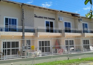 Apartamento em Zimbros