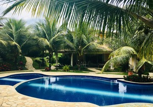 Búzios, left corner Geribá Beach. Closed condominium and very cozy.