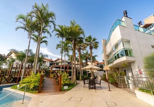 Varandas do Atlântico - Confortável Apartamento em Condo Pé na Areia