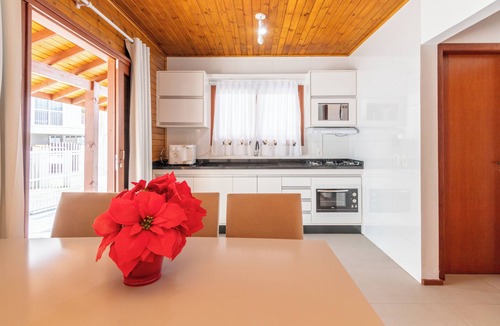 Florianopolis Apartment | 150m da Praia e a 300m do Villa Casarão WZ8850
