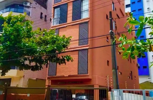 Enseada Apartment | 2 bedrooms + parking space + 5 minutes from the beach | Enseada