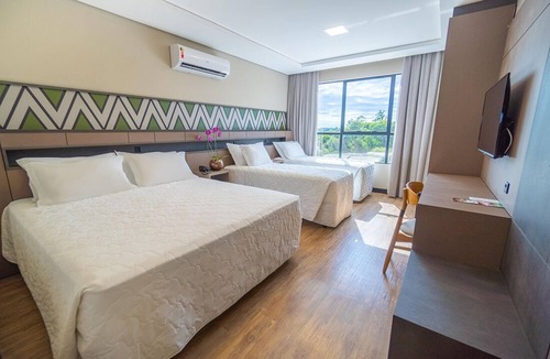 Foz do Iguacu Hotel | 2 Superior Twin Rooms | Free Breakfast, Spa & 3 mi to IGU Airport