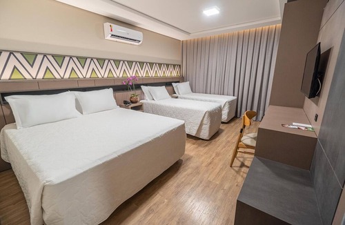 Foz do Iguacu Hotel | 2 Superior Twin Rooms | Free Breakfast, Spa & 3 mi to IGU Airport