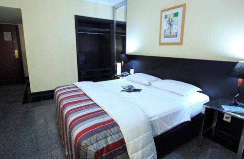 Adrianopolis Hotel | 2 Units w/Onsite Pool Access | Free-Breakfast | Parque Municipal do Idoso-0.8mi