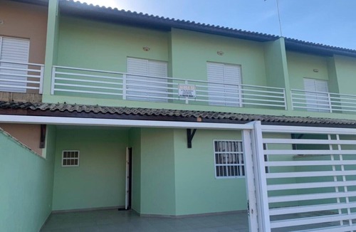 Mongagua House | 20 ITANHAÉM BEACH HOUSE ON THE SAND WITH POOL, 3 BEDROOMS, ONE EN SUITE.