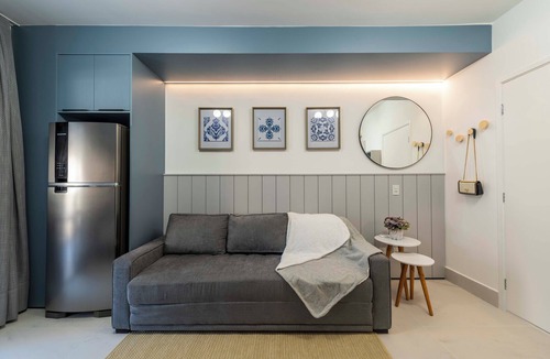 Central Zone Apartment | 22 Rosemari's Apartments: Sophistication with Garage, Pool, and Gym