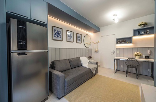 Central Zone Apartment | 22 Rosemari's Apartments: Sophistication with Garage, Pool, and Gym