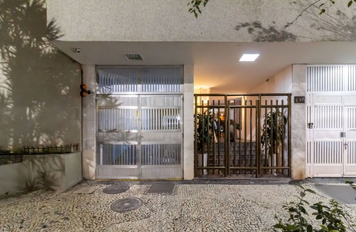 Leme Apartment | 3 minutes from Leme beach | GS1102