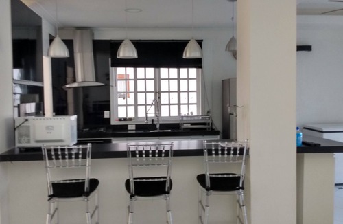 Guarutuba House | 4 SUITES WITH ARCOND SPLIT, WI-FI, SKY, SOLARIUM POOL. NEAR THE BEACH