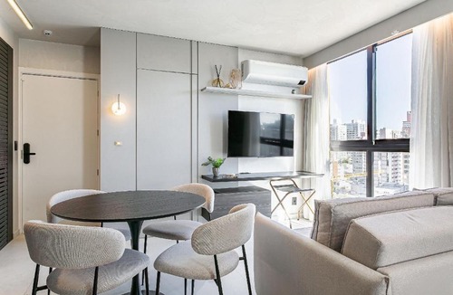 Centro Apartment | 500 Mbps Wi-Fi | Pool | 500 m from Beiramar #CA96