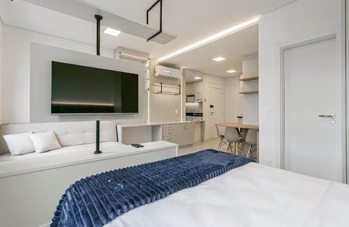 Carvoeira Apartment | 500m da UFSC | Smart TV de 43" #CARV05