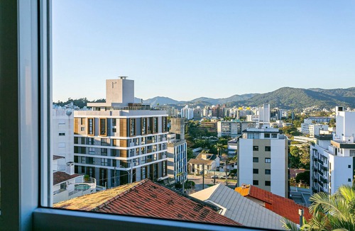 Carvoeira Apartment | 500m from UFSC | 32" Smart TV #CARV04