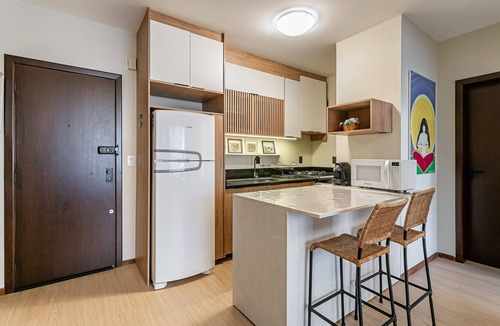 Jurere Apartment | 50m to Beach | Open Shopping | Dining #JA42