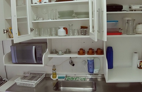 Asturias Apartment | 90 m2 apartment - Wifi, air conditioning, screened windows - close to everything between Asturias and Tombo